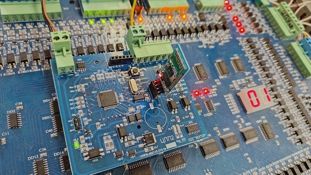 Плата ЦПУ-2 с ЦПП-2 с Bluetouch